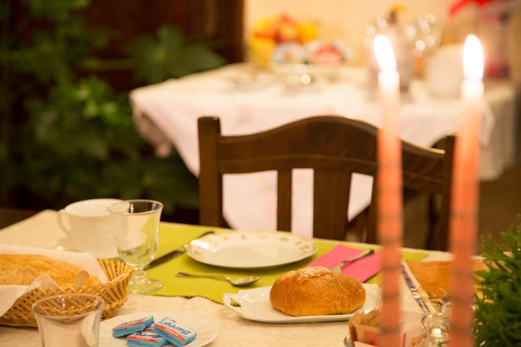 Bed and Breakfast Palazzina Cesira Montalcino Exterior foto