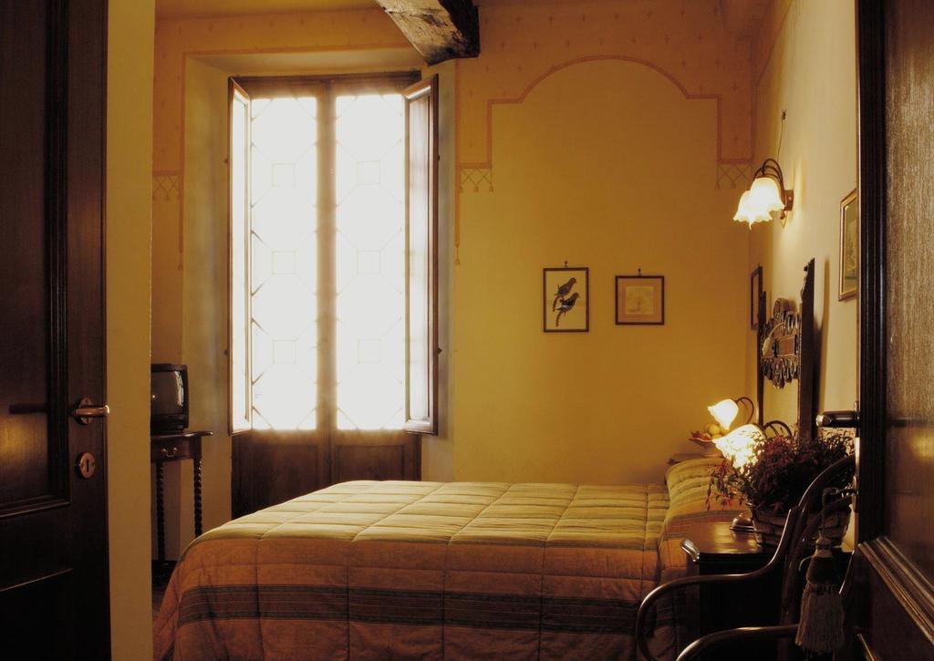 Bed and Breakfast Palazzina Cesira Montalcino Exterior foto