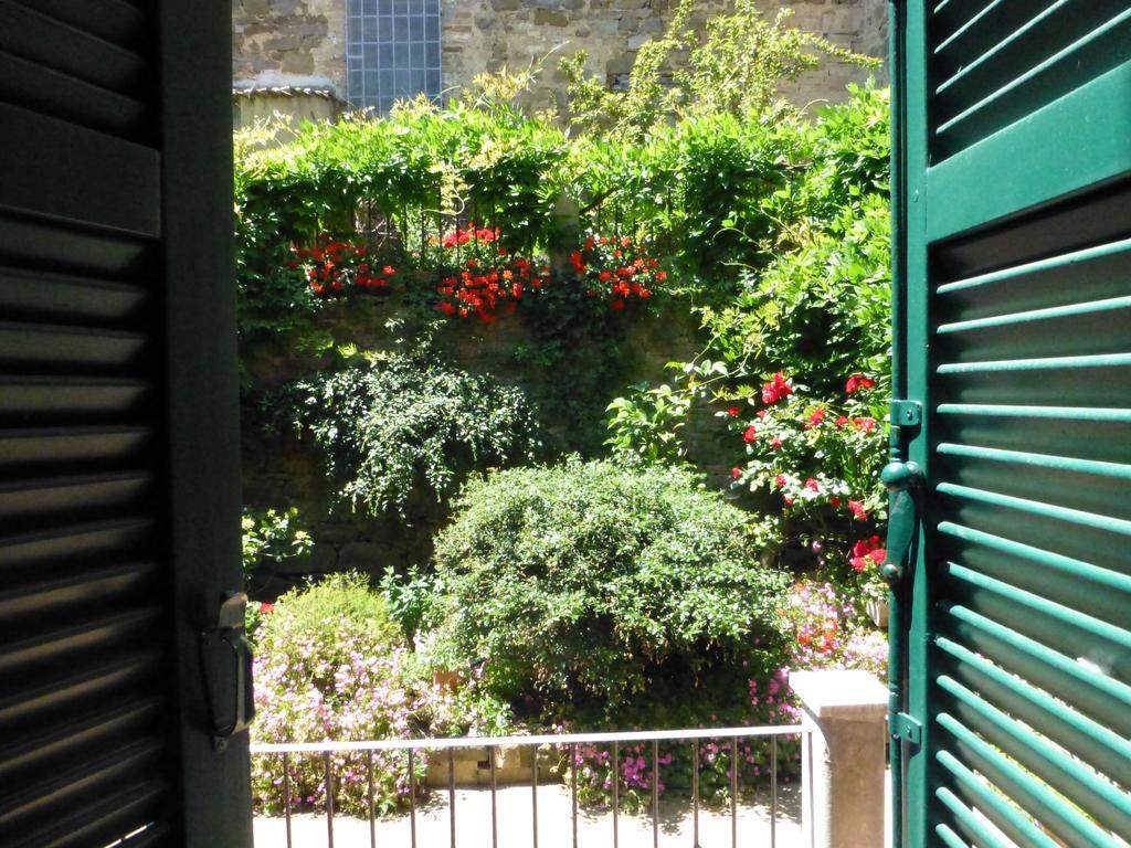 Bed and Breakfast Palazzina Cesira Montalcino Exterior foto